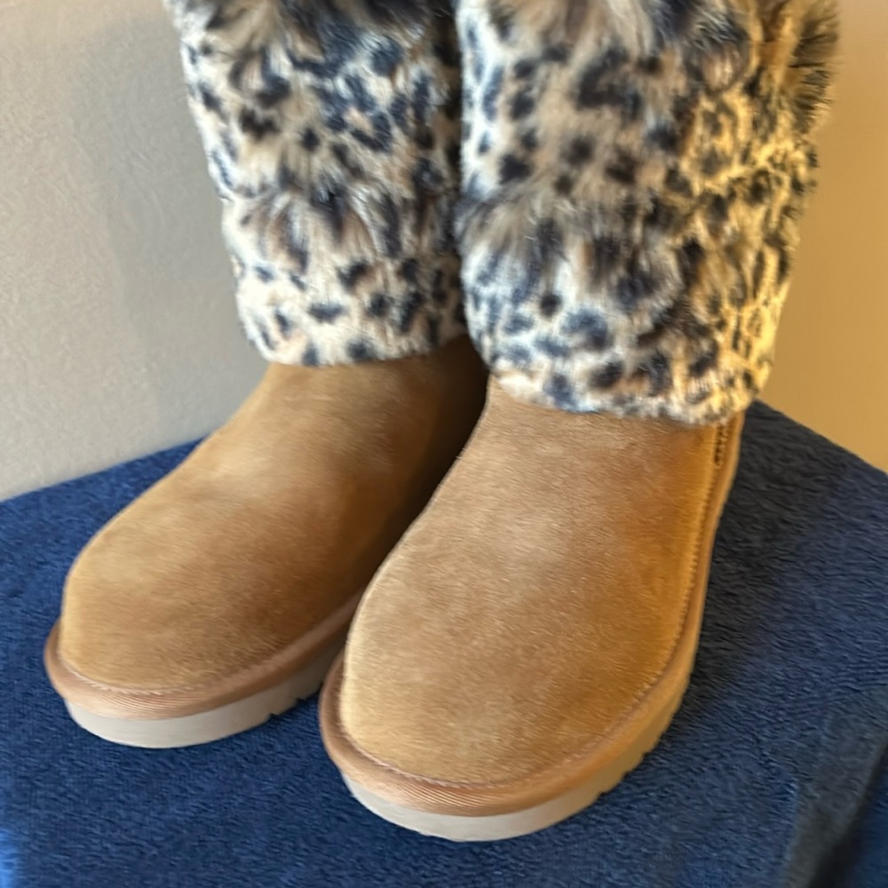 Koolaburra By Ugg Leopard Print Size 7 - image 1